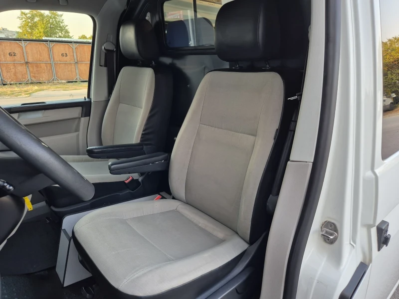 VW T6 2.0 TDI 4X4, снимка 9 - Бусове и автобуси - 51117518