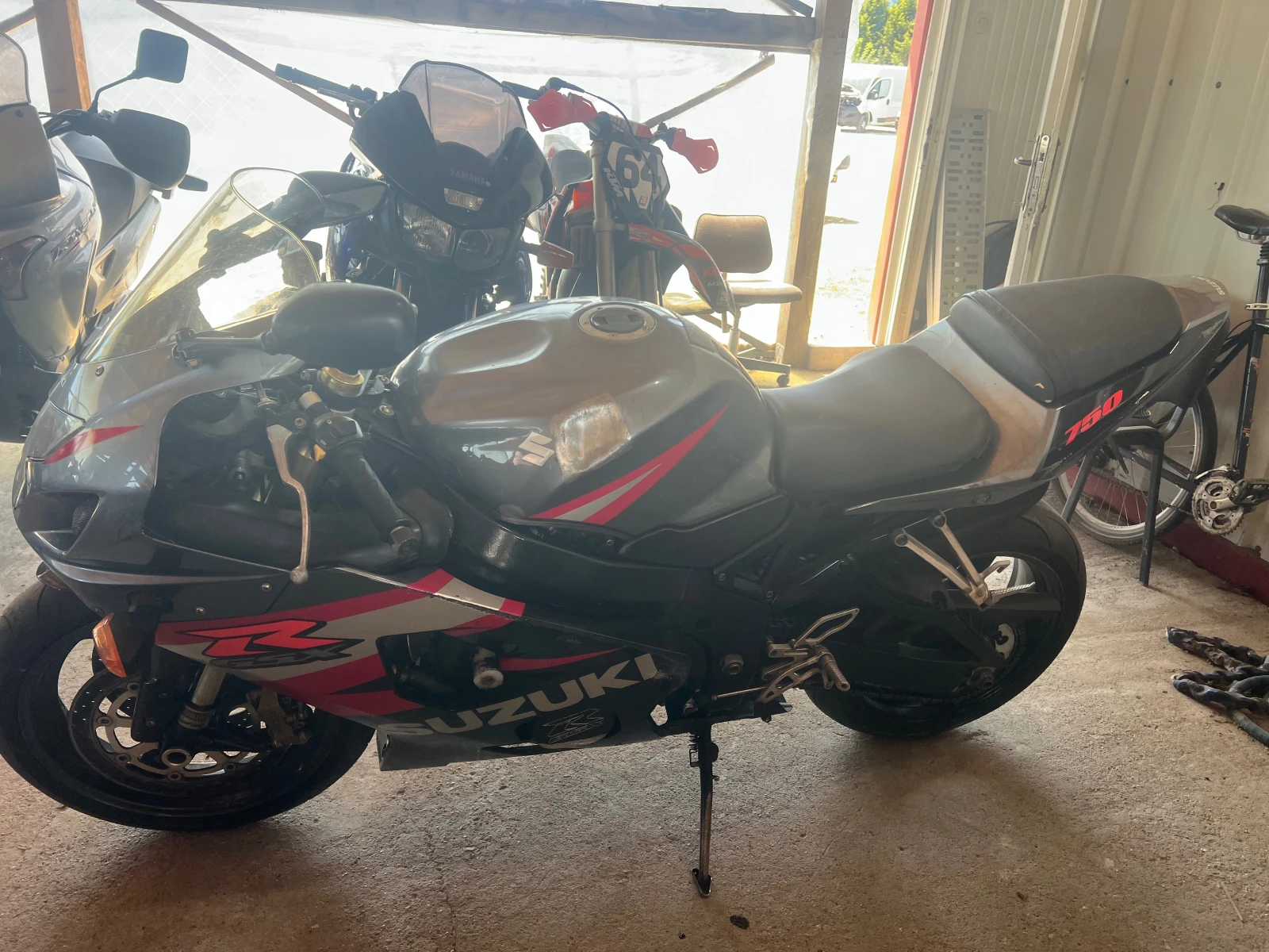 Suzuki Gsxr 750 Lizing, снимка 3 - Мотоциклети и мототехника - 54444559
