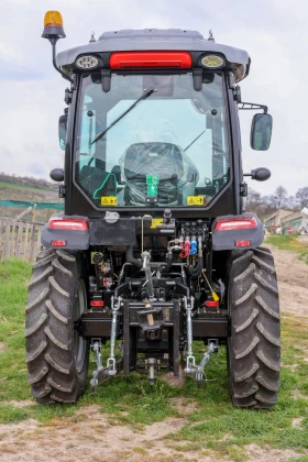 Трактор AGT  AGRI TRACKING 504 ГАРАНЦИЯ, снимка 4