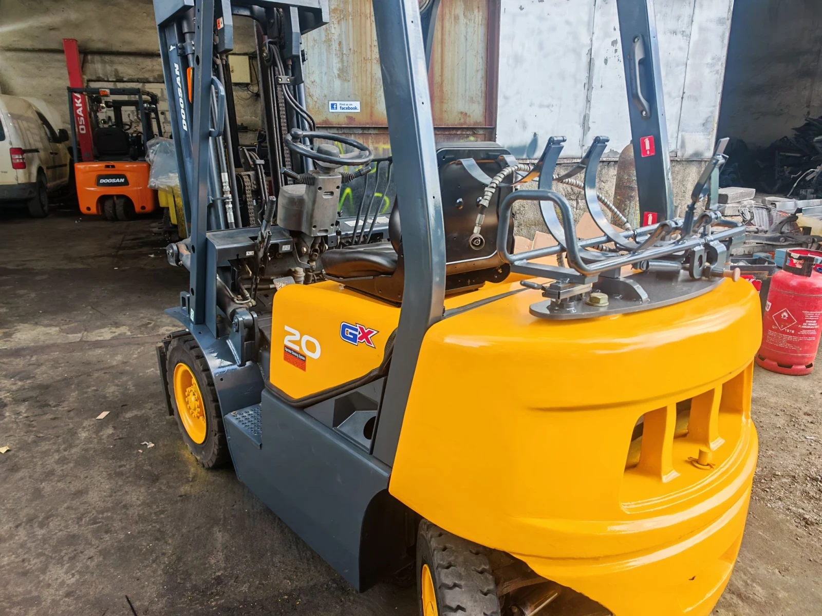 Мотокар DOOSAN, снимка 3 - Индустриална техника - 56037719