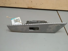 копче ел. стъкла задно дясно Мазда 3 2.0 бензин