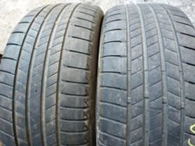      235/45R18