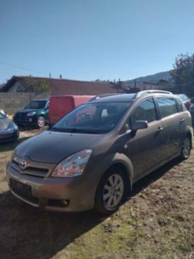 Toyota Corolla verso 2.0D4D 116kc 7места, снимка 1