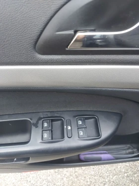 Skoda Octavia 1.6tdi - 8299 лв. / 4243.21 € - 40287855 8