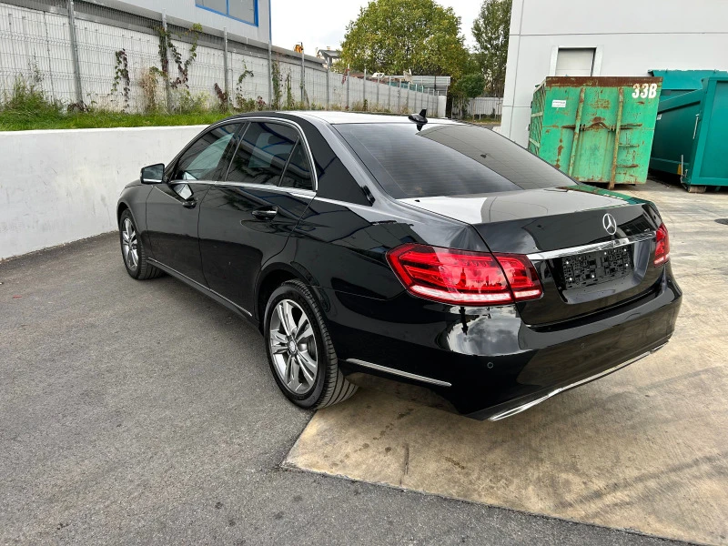 Mercedes-Benz E 220 CDI 4MATIC, снимка 2 - Автомобили и джипове - 41480584