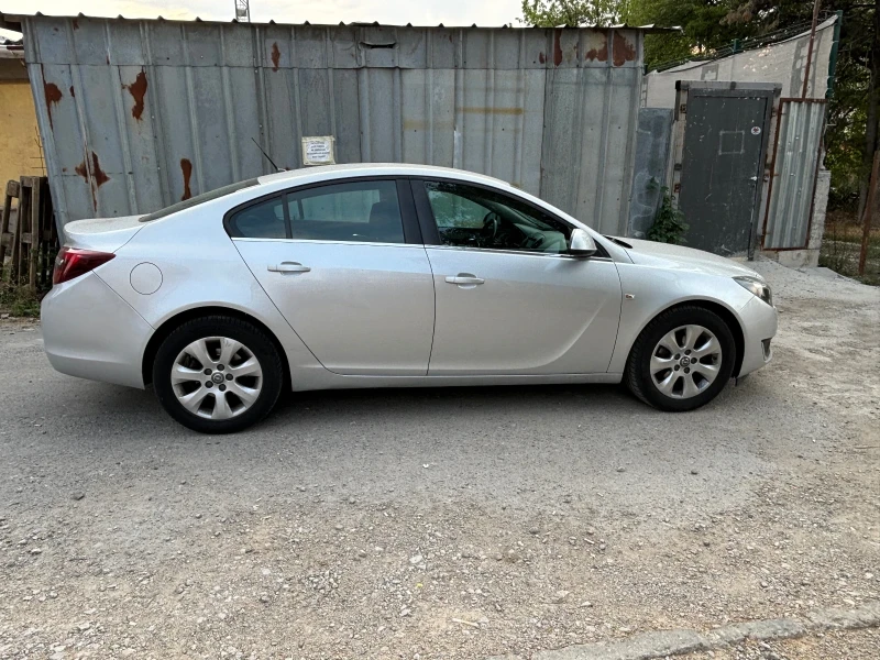 Opel Insignia 1.6 CDTI, снимка 5 - Автомобили и джипове - 47174491