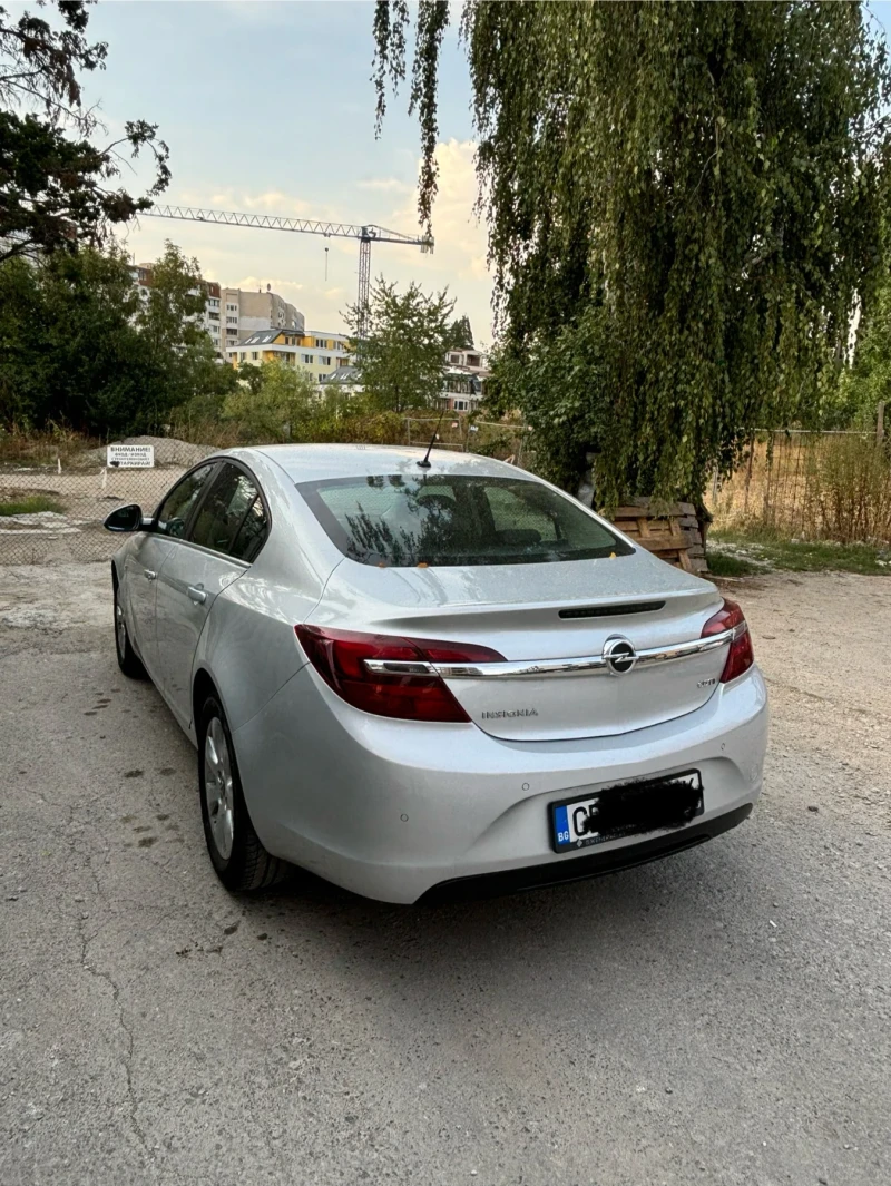 Opel Insignia 1.6 CDTI, снимка 7 - Автомобили и джипове - 47174491