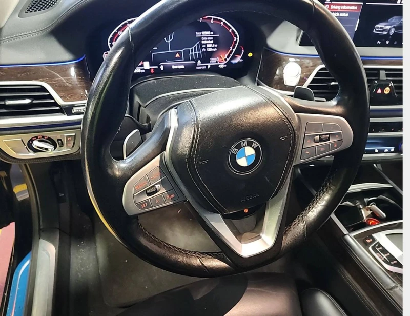 BMW 740 КРАЙНА ЦЕНА, снимка 10 - Автомобили и джипове - 48075929