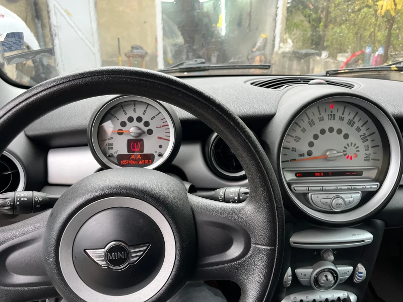 Mini Cooper 1.4 95 кс, снимка 5 - Автомобили и джипове - 48076506