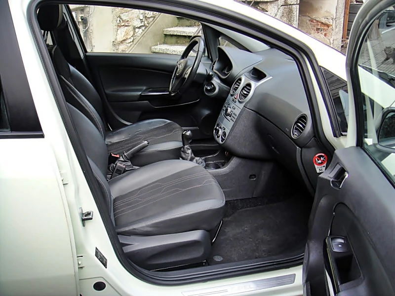 Opel Corsa 1.2 ГЕРМАНИЯ, снимка 9 - Автомобили и джипове - 49413856