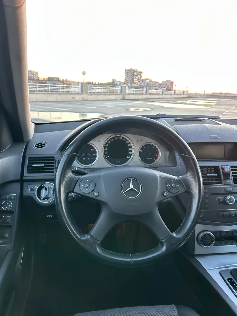 Mercedes-Benz C 180 KOMPRESSOR // AVANTGARDE // АВТОМАТИК // , снимка 15 - Автомобили и джипове - 49572044