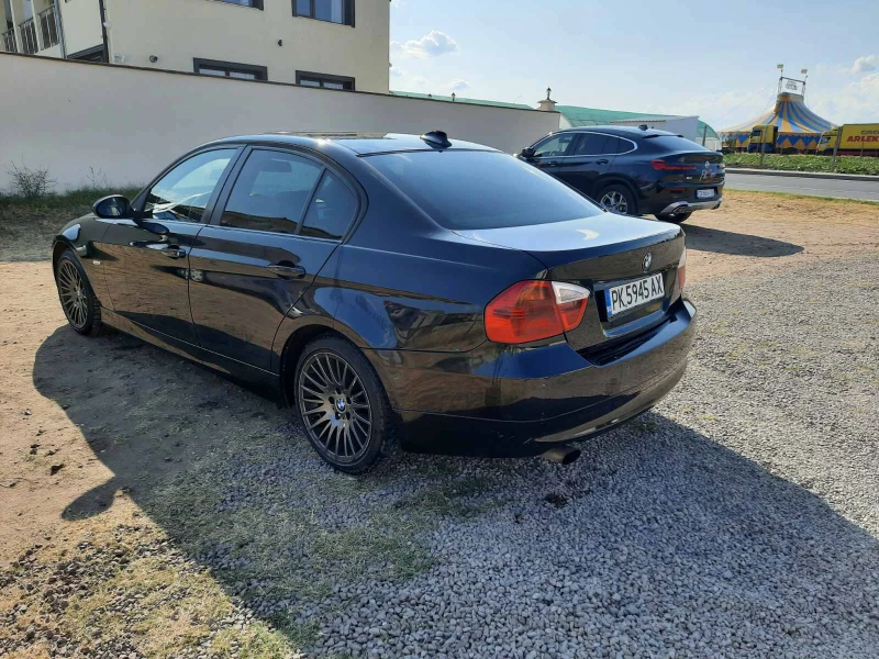 BMW 320, снимка 9 - Автомобили и джипове - 49600751