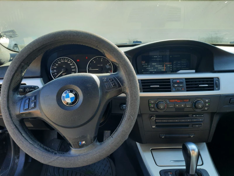 BMW 320, снимка 12 - Автомобили и джипове - 49600751