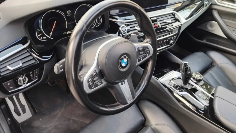 BMW 530 Xdrive M Head Up led, снимка 4 - Автомобили и джипове - 50870776