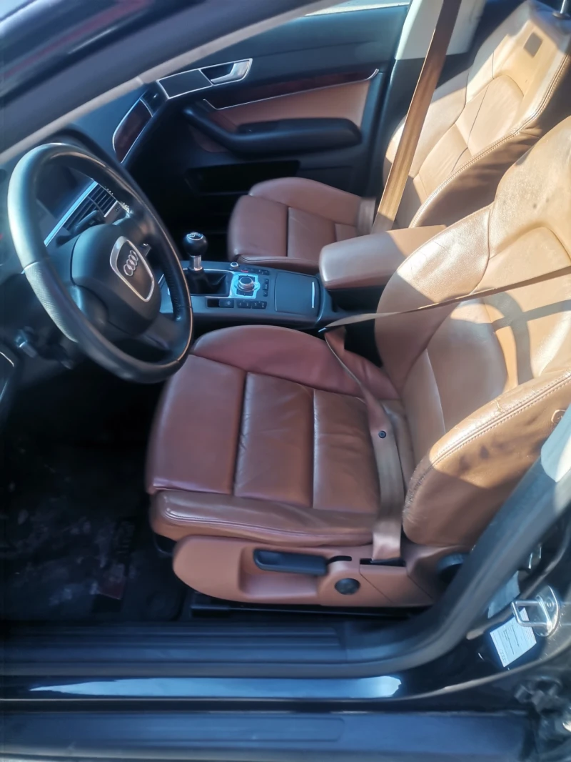 Audi A6 2.4i Ръчка, снимка 10 - Автомобили и джипове - 51520284