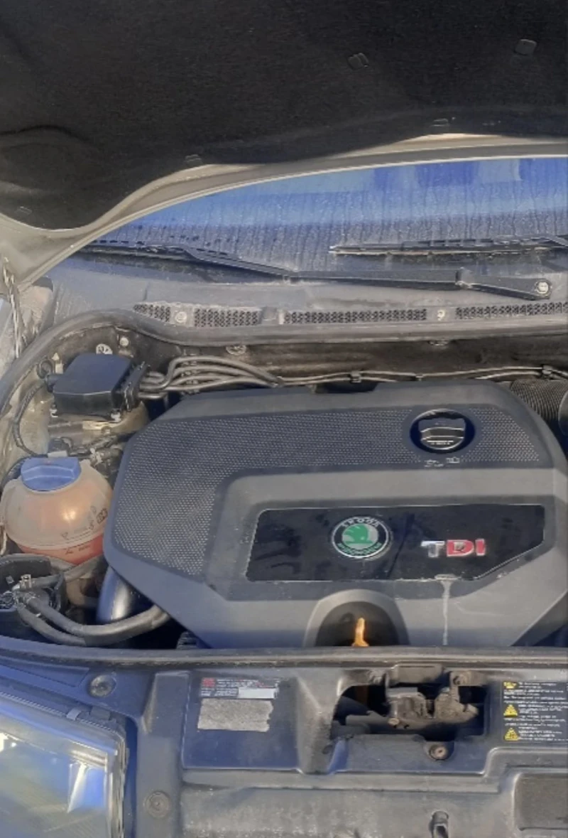 Skoda Fabia 1.9 101 к.с, снимка 8 - Автомобили и джипове - 52452086