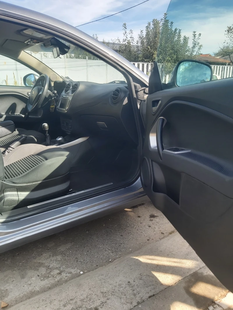 Alfa Romeo MiTo, снимка 9 - Автомобили и джипове - 52219788