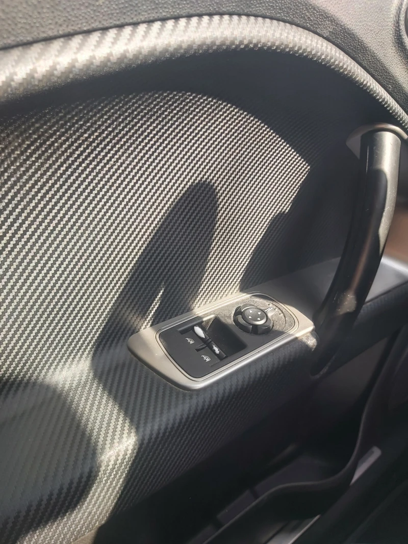 Alfa Romeo MiTo, снимка 13 - Автомобили и джипове - 52219788