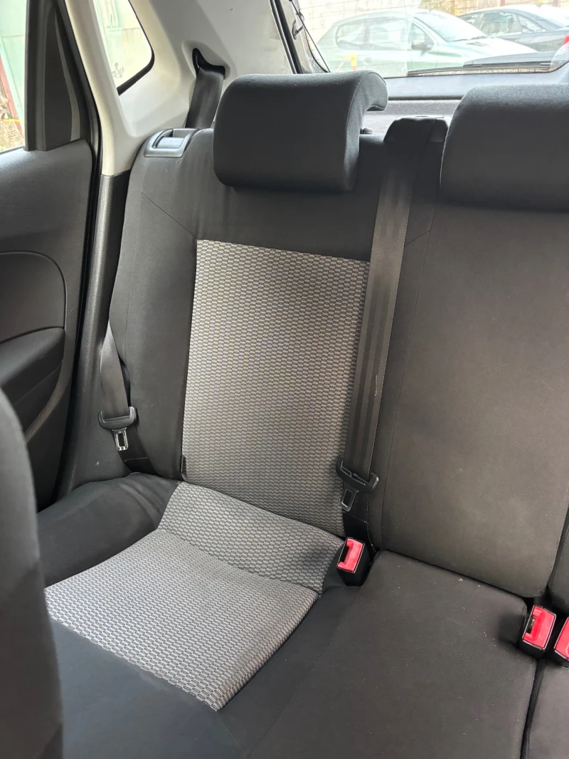 VW Polo, снимка 8 - Автомобили и джипове - 52738653