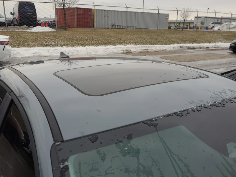 Hyundai Elantra 2.0L| CARFAX| PANORAMA| LANE ASSIST| , снимка 5 - Автомобили и джипове - 53383889