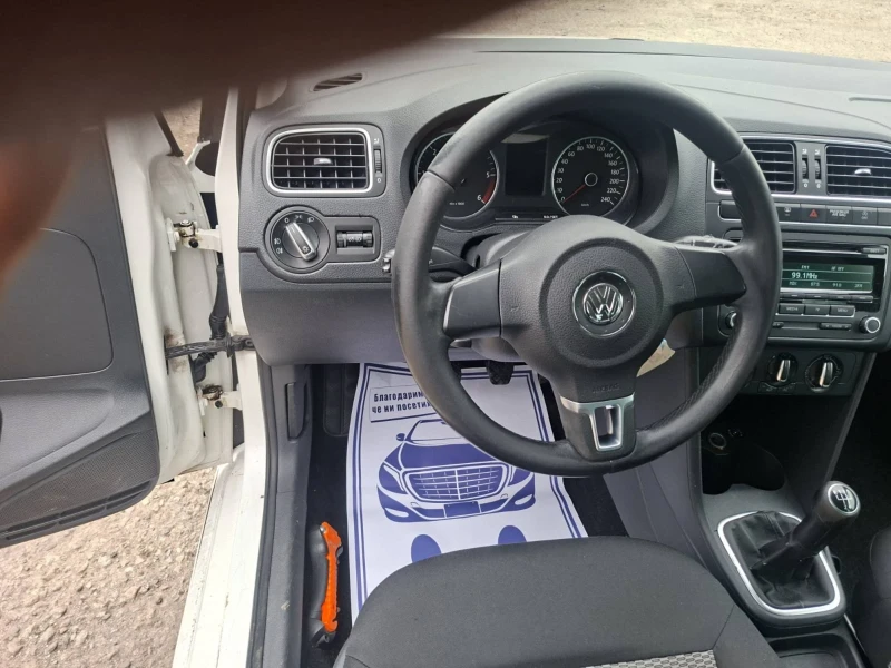 VW Polo, снимка 5 - Автомобили и джипове - 53481599