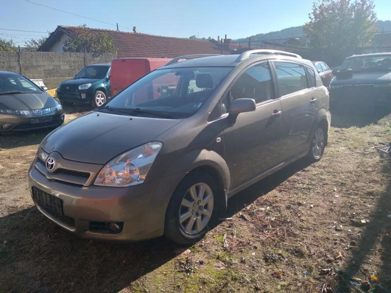 Toyota Corolla verso 2.0D4D 116kc 7места, снимка 2 - Автомобили и джипове - 35993903