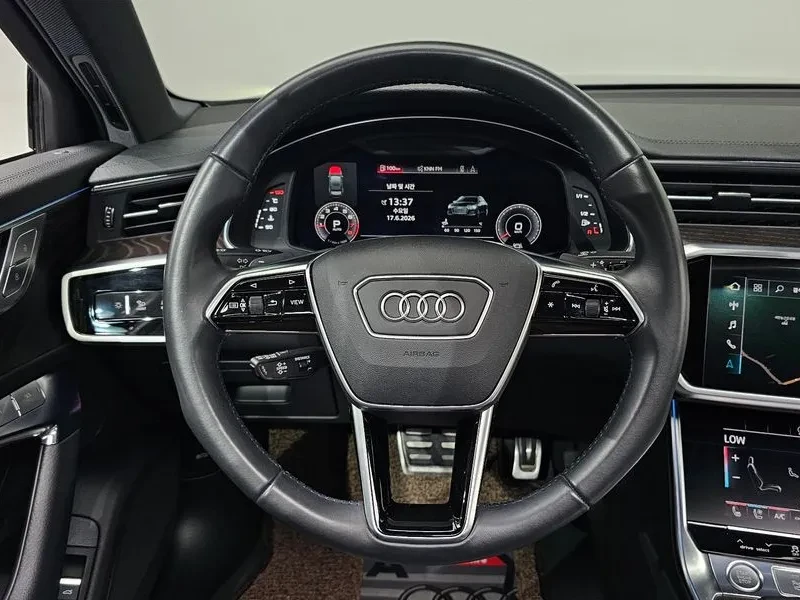 Audi A6, снимка 12 - Автомобили и джипове - 55084430