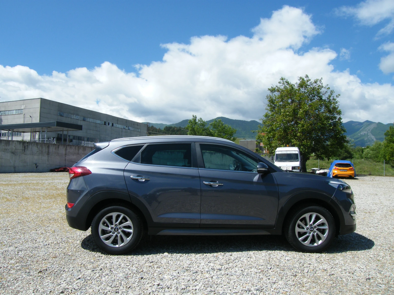 Hyundai Tucson 1.7CRDI EURO 6B 91000km - изображение 3
