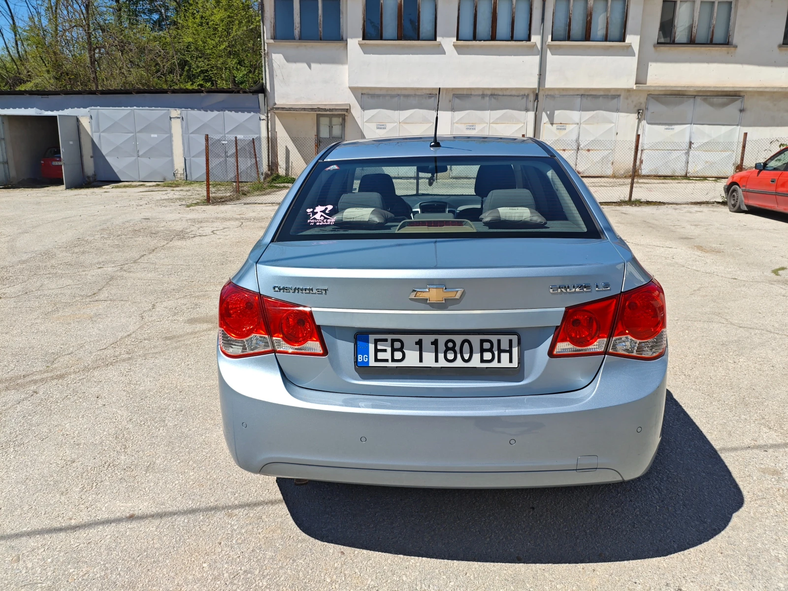 Chevrolet Cruze 1.6i - изображение 2