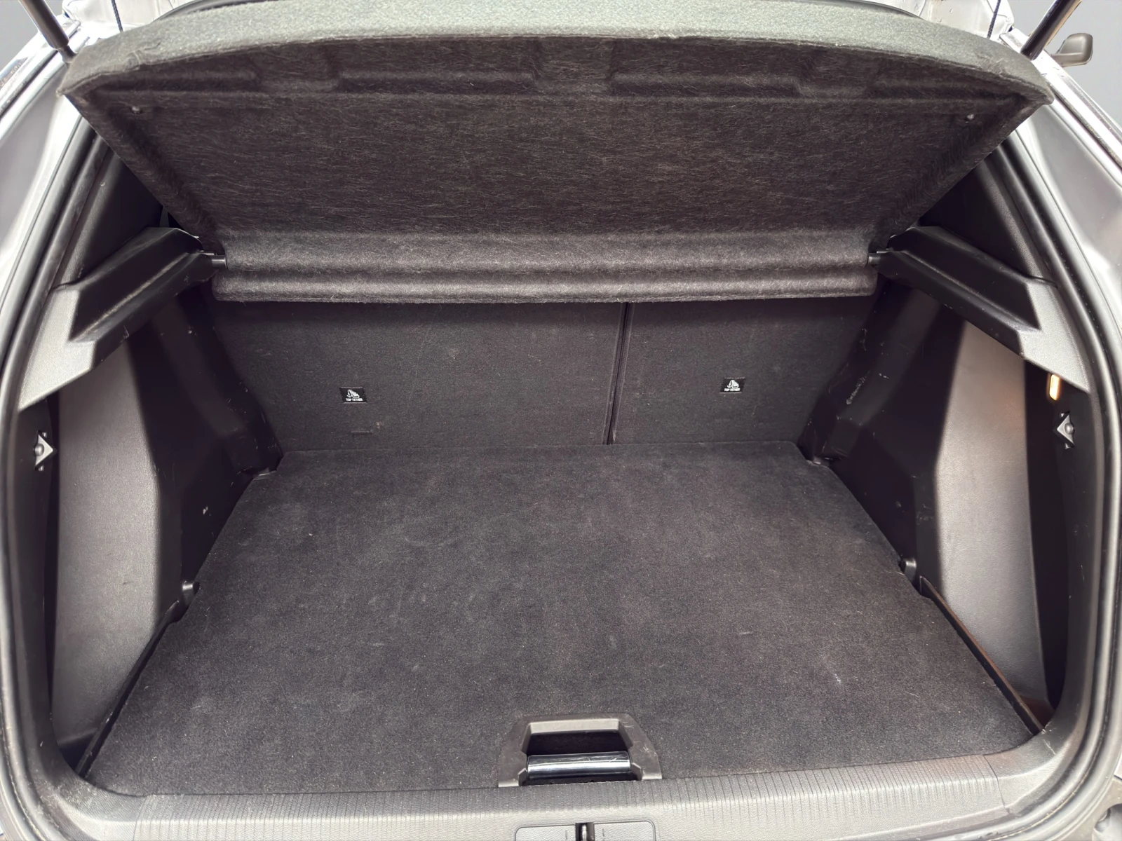 Peugeot 2008 ACTIVE PACK 1.2 130 EAT8   06.2026 . | Mobile.bg   13