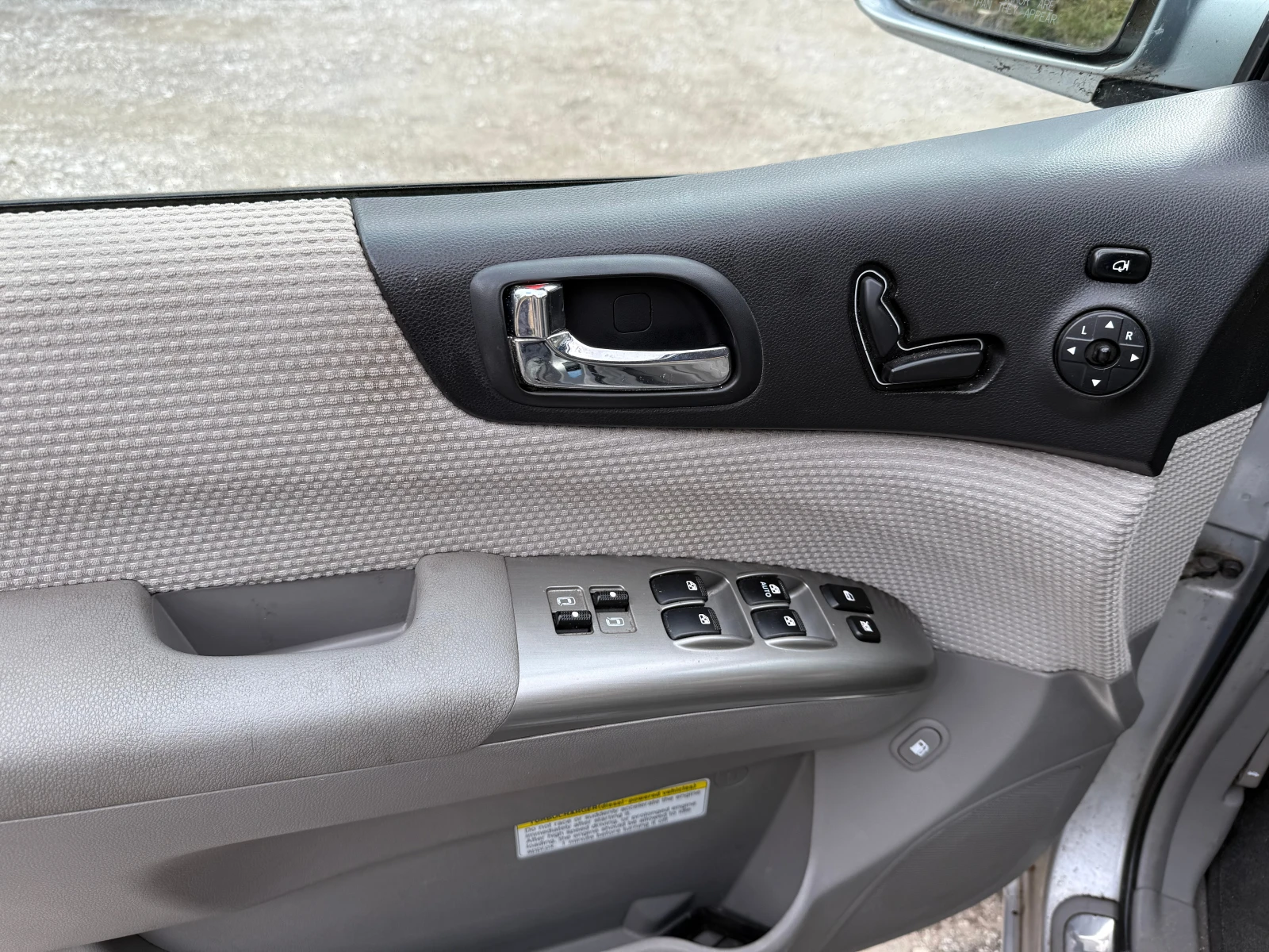 Kia Carnival 2.9 CRDI - изображение 8