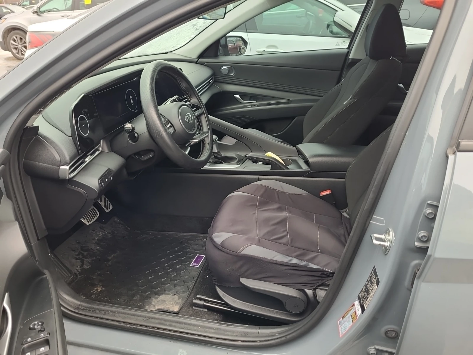 Hyundai Elantra 2.0L| CARFAX| PANORAMA| LANE ASSIST|  - изображение 8