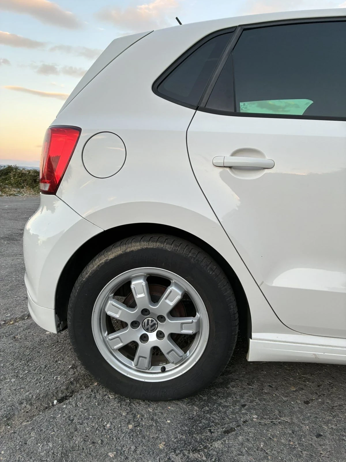 VW Polo, снимка 4 - Автомобили и джипове - 55787042