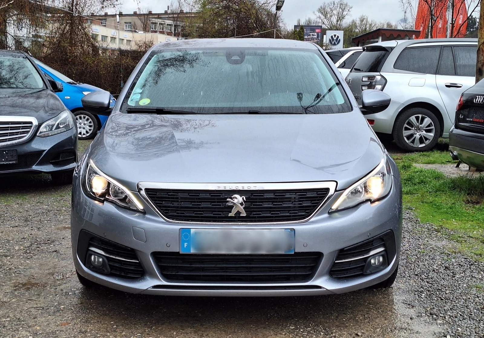 Peugeot 308 1.5HDI 100hp Euro 6, снимка 3 - Автомобили и джипове - 54197733