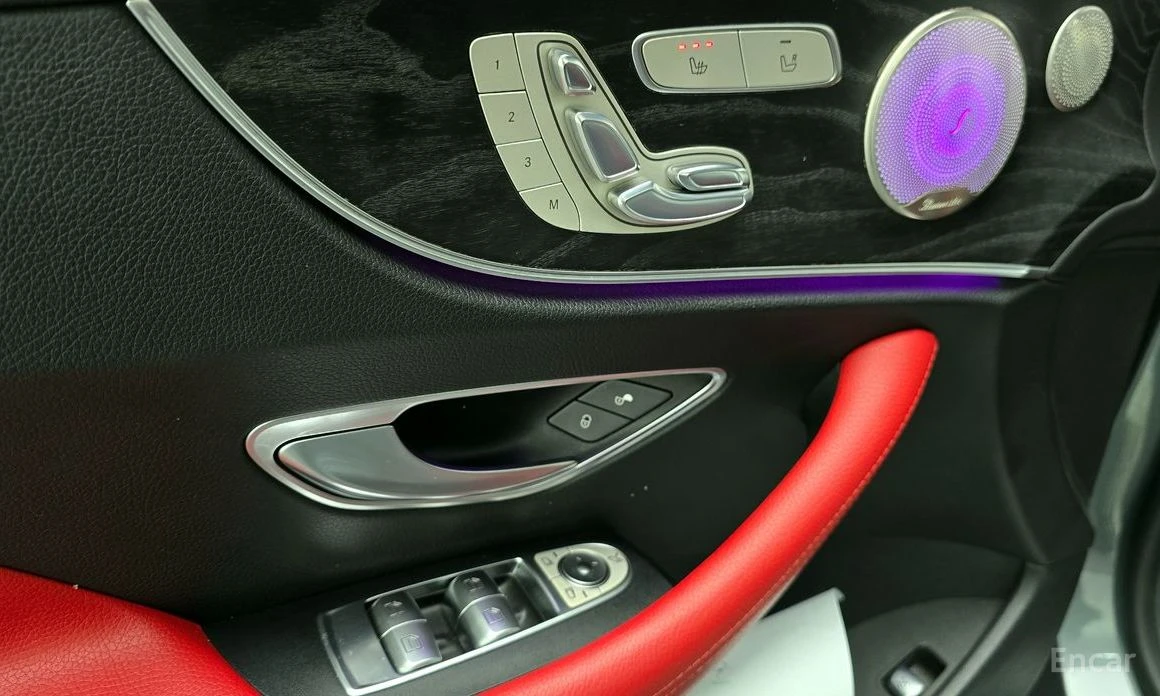 Mercedes-Benz E 220 d* COUPE* AMG* HEAD-UP* ПАНОРАМА* ПОДГРЕВ* КАМЕРА, снимка 16 - Автомобили и джипове - 54215383