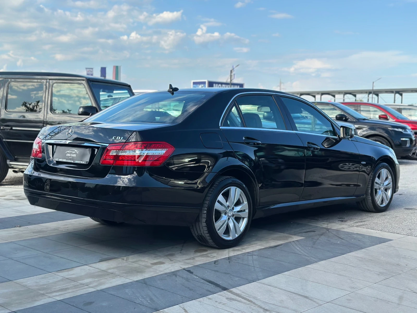 Mercedes-Benz E 220 * Avantgarde* 7G* СЕРВИЗНА ИСТОРИЯ* , снимка 5 - Автомобили и джипове - 54368549