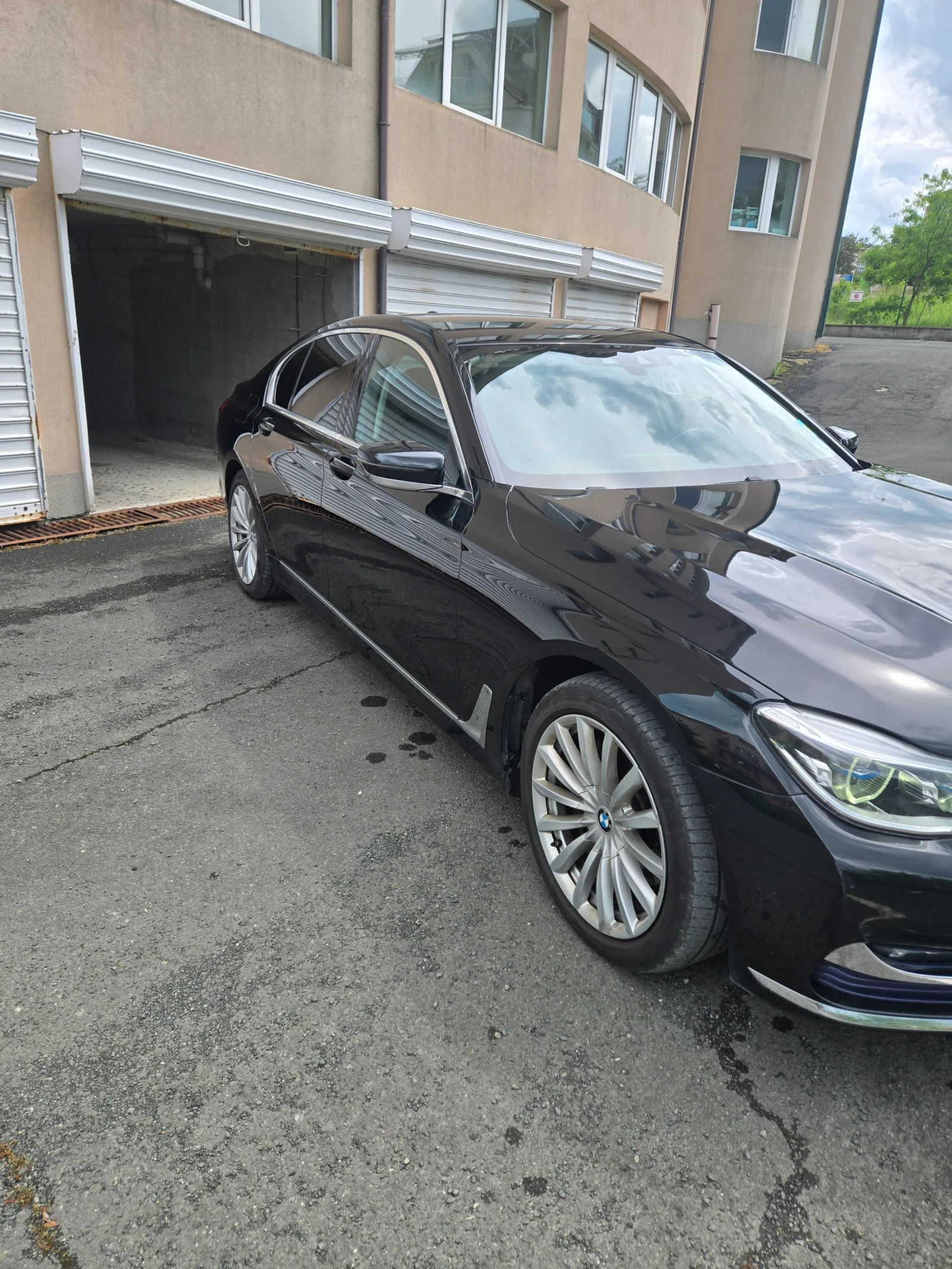 BMW 740, снимка 3 - Автомобили и джипове - 54584976