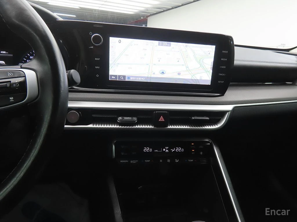 Kia K5 2.0* PRESTIGE* ПОДГРЕВ* ОБДУХВАНЕ* КАМЕРА* КЕЙЛЕС*, снимка 6 - Автомобили и джипове - 54996674