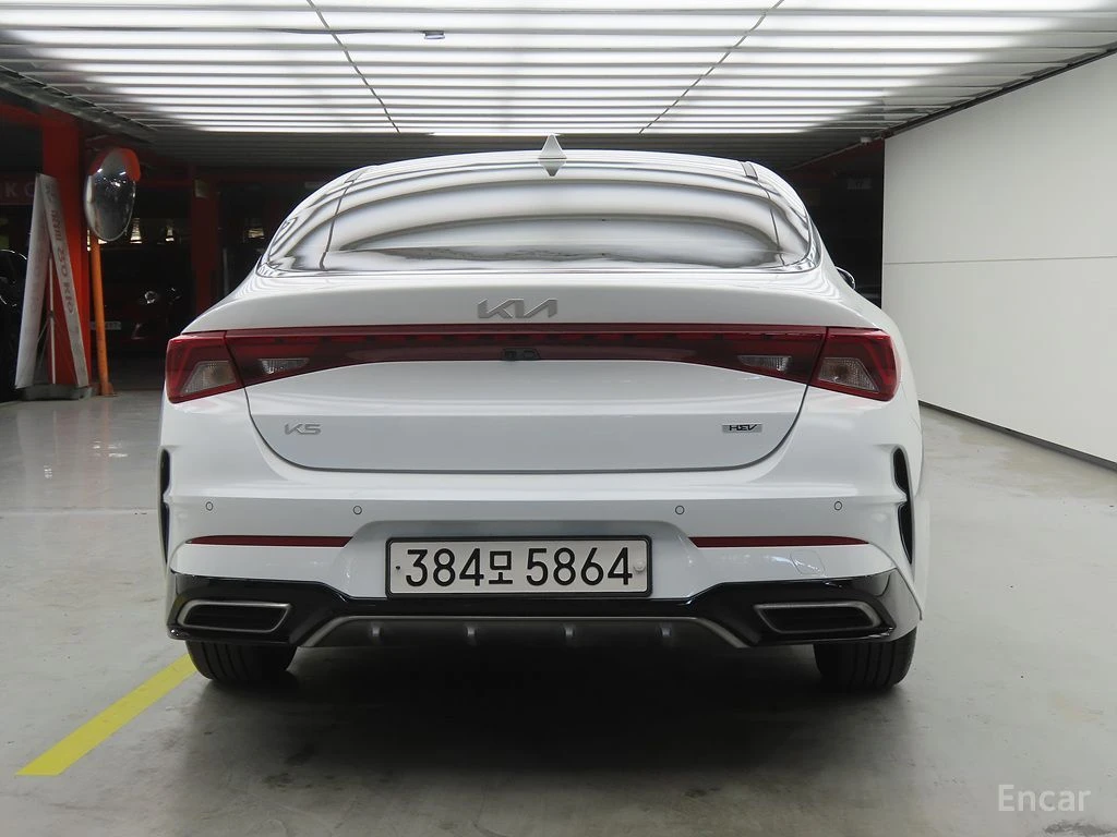 Kia K5 2.0* PRESTIGE* ПОДГРЕВ* ОБДУХВАНЕ* КАМЕРА* КЕЙЛЕС*, снимка 4 - Автомобили и джипове - 54996674