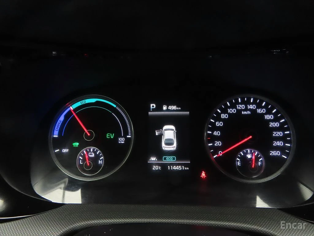 Kia K5 2.0* PRESTIGE* ПОДГРЕВ* ОБДУХВАНЕ* КАМЕРА* КЕЙЛЕС*, снимка 10 - Автомобили и джипове - 54996674