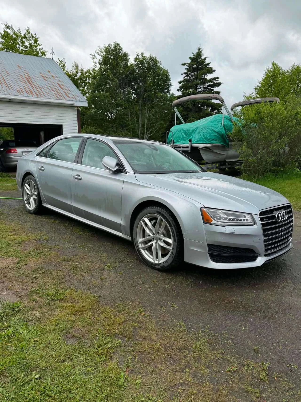Audi A8 LONG 4.0 TFSI * МАСАЖИ* 360 КАМЕРА* ОБДХВАНЕ* ПАНO