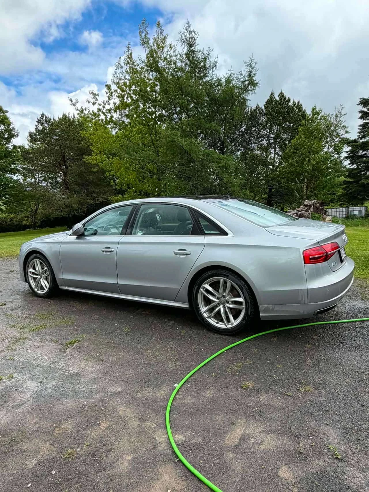 Audi A8 LONG 4.0 TFSI * МАСАЖИ* 360 КАМЕРА* ОБДХВАНЕ* ПАНO, снимка 3 - Автомобили и джипове - 55008321