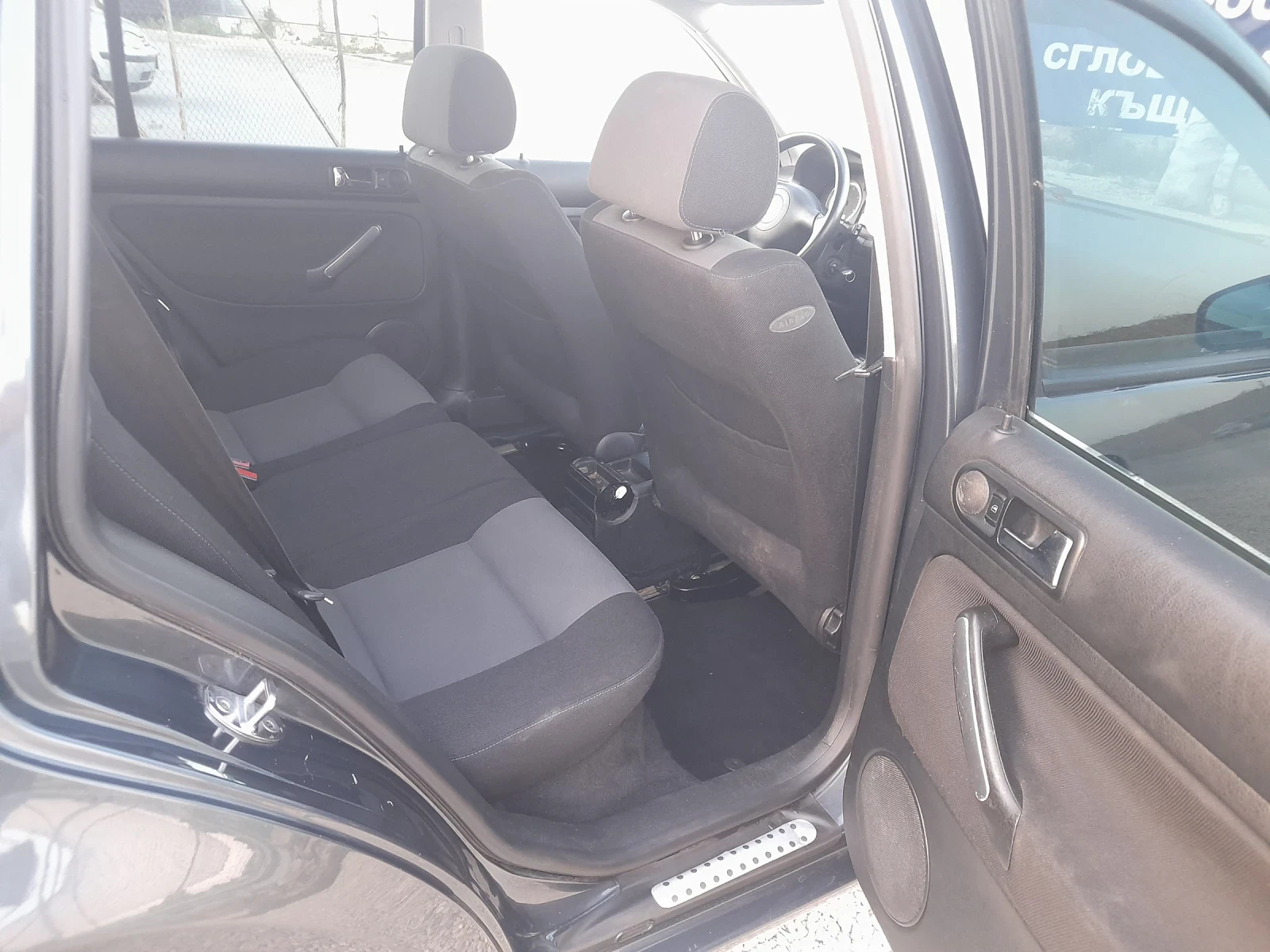 VW Golf АВТОМАТ , снимка 11 - Автомобили и джипове - 55386425