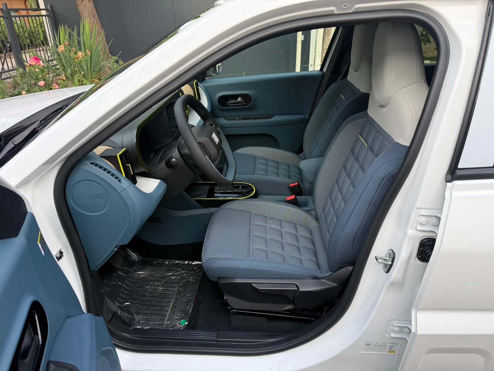 Fiat Grande Panda LA PRIMA 44 kWh (113 ��) ��� � �������� 2�./7�. | Mobile.bg � ����������� 12