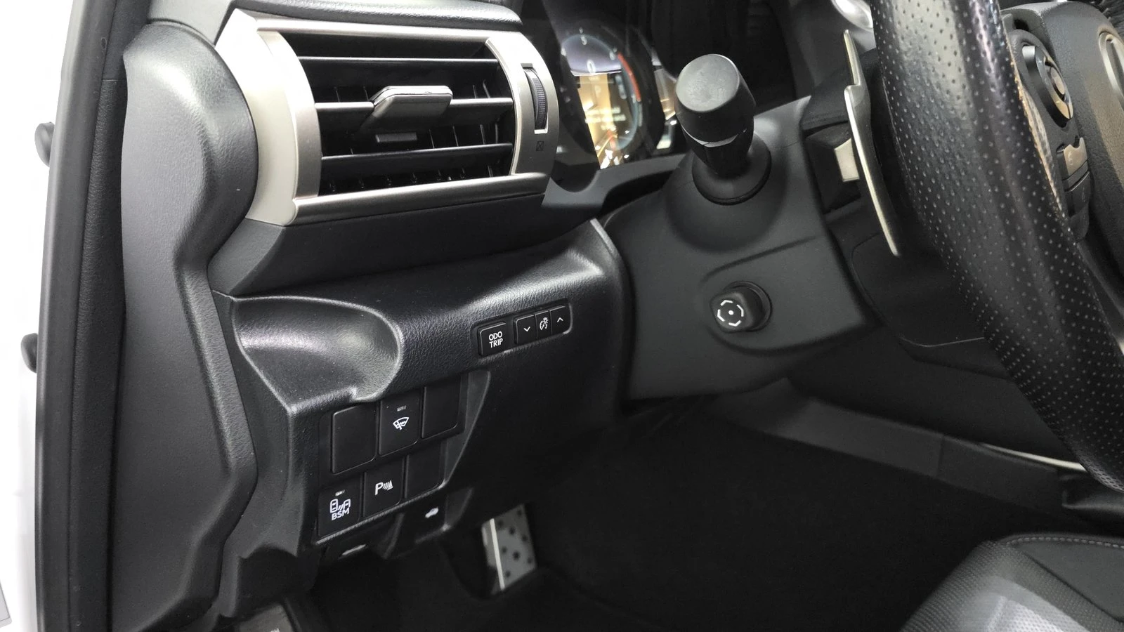 Lexus IS F-Sport* ���* ������� �����* BLIND SPOT* ������ �� | Mobile.bg � ����������� 13