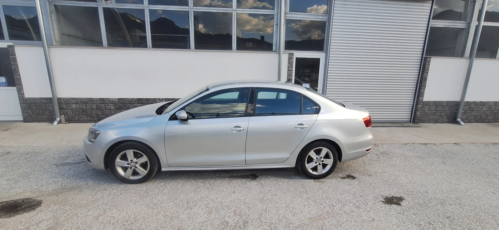VW Jetta 1.6TDI | Mobile.bg � ����������� 4