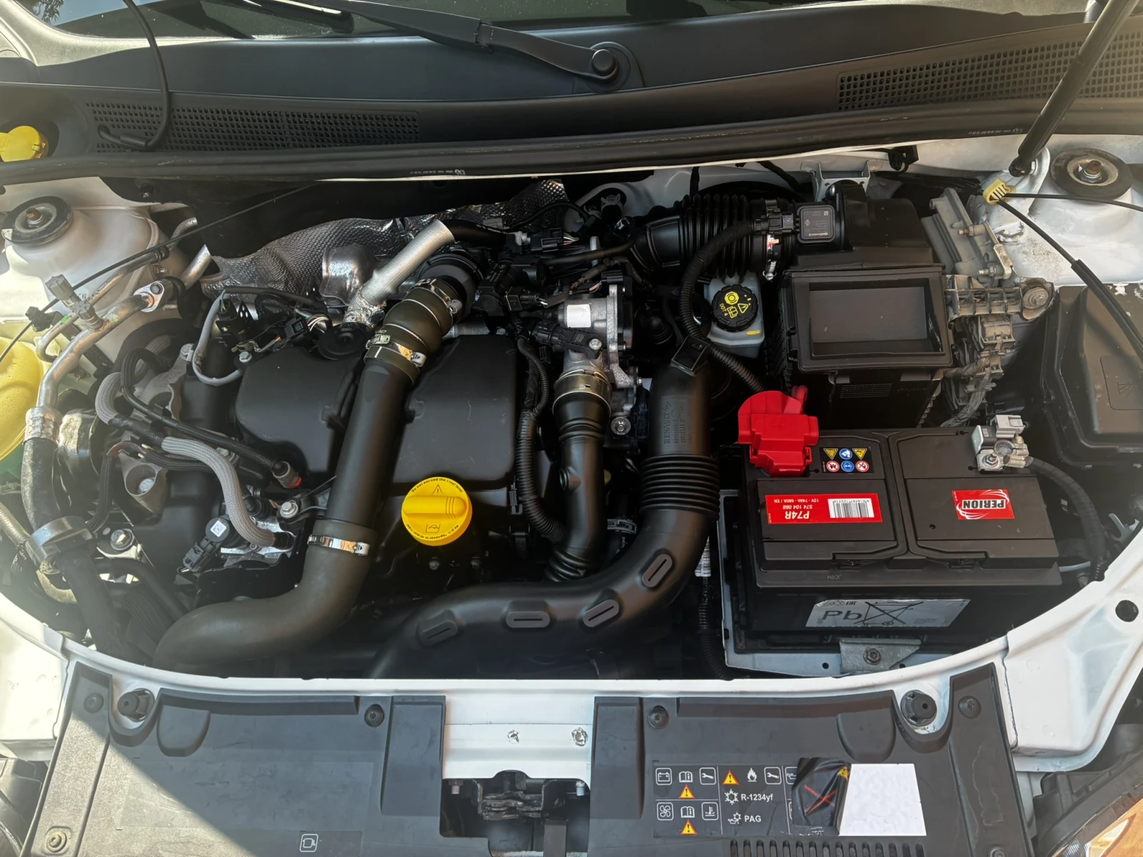 Dacia Logan, снимка 16 - Автомобили и джипове - 55584132