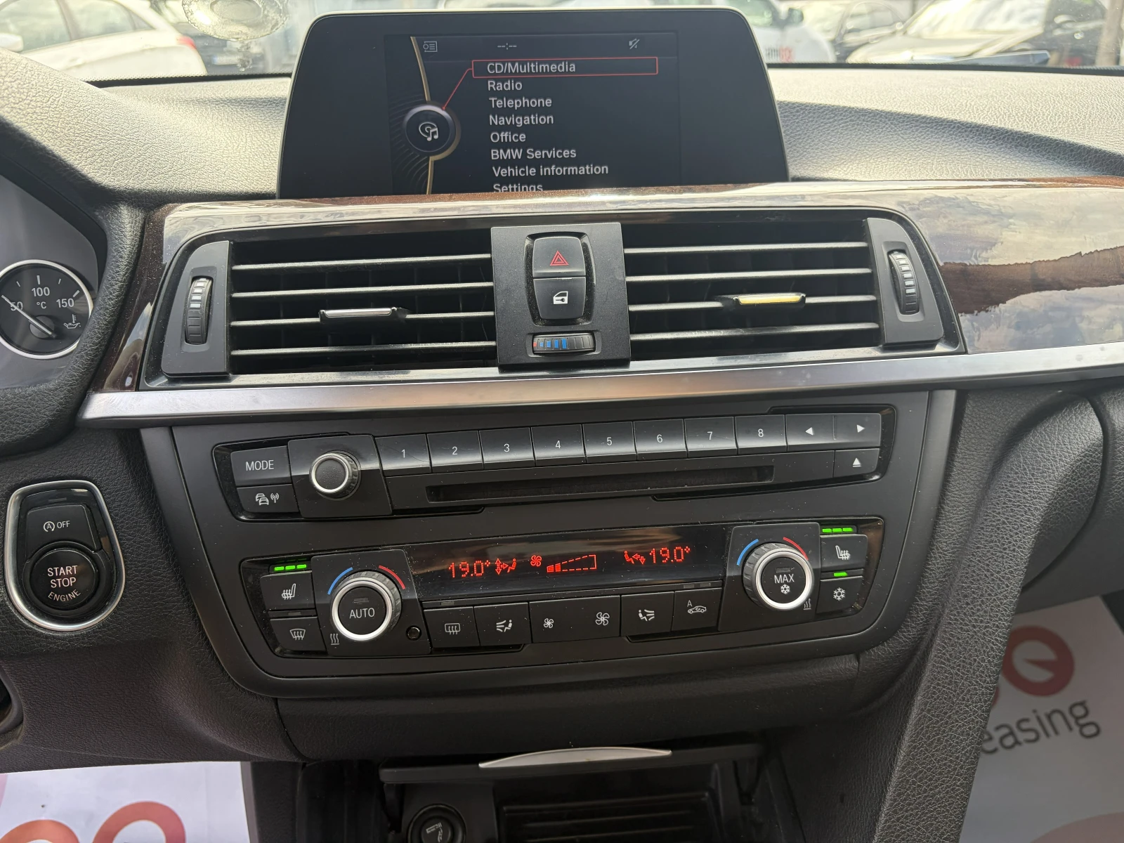 BMW 320, снимка 10 - Автомобили и джипове - 55897951