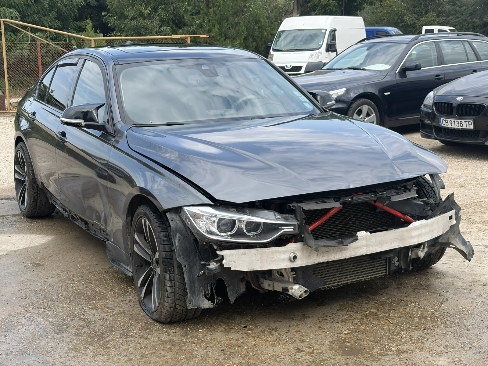 BMW 320