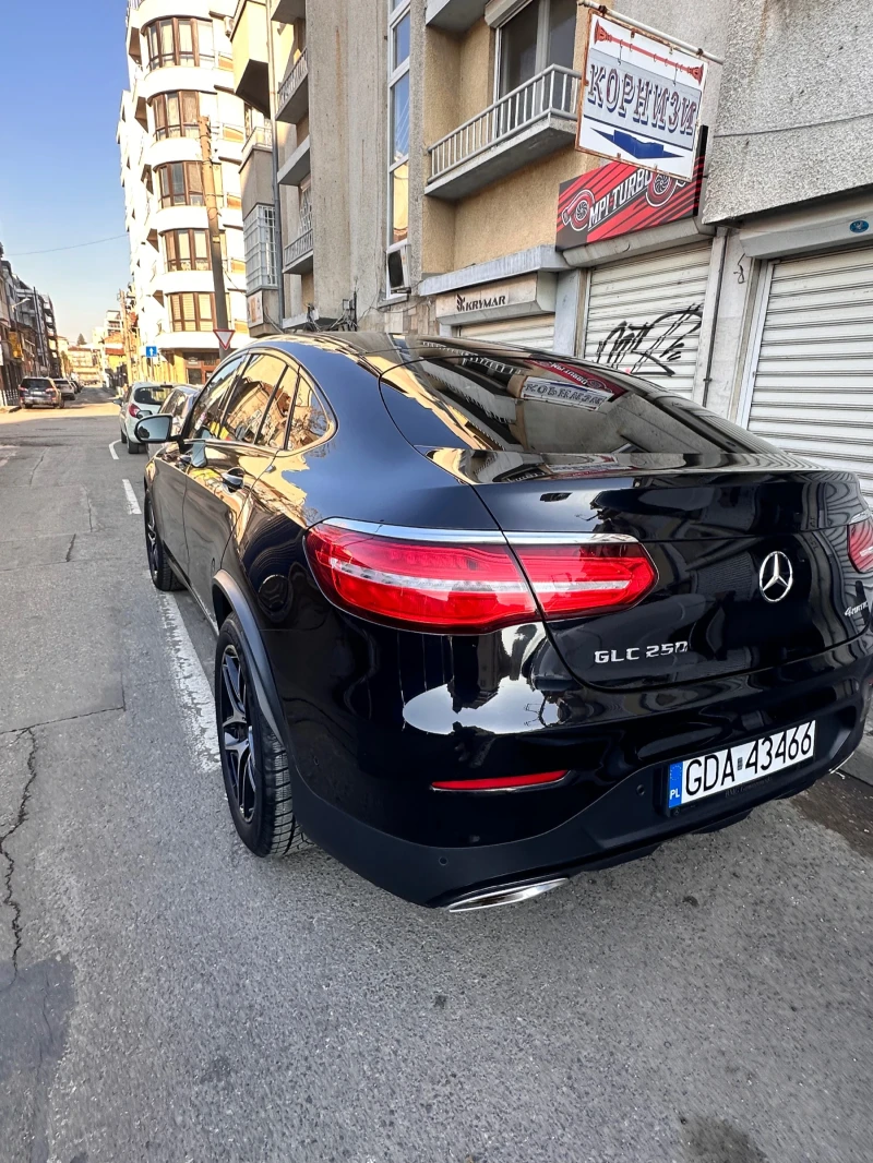 Mercedes-Benz GLC 250 Benzin, снимка 4 - Автомобили и джипове - 48562354